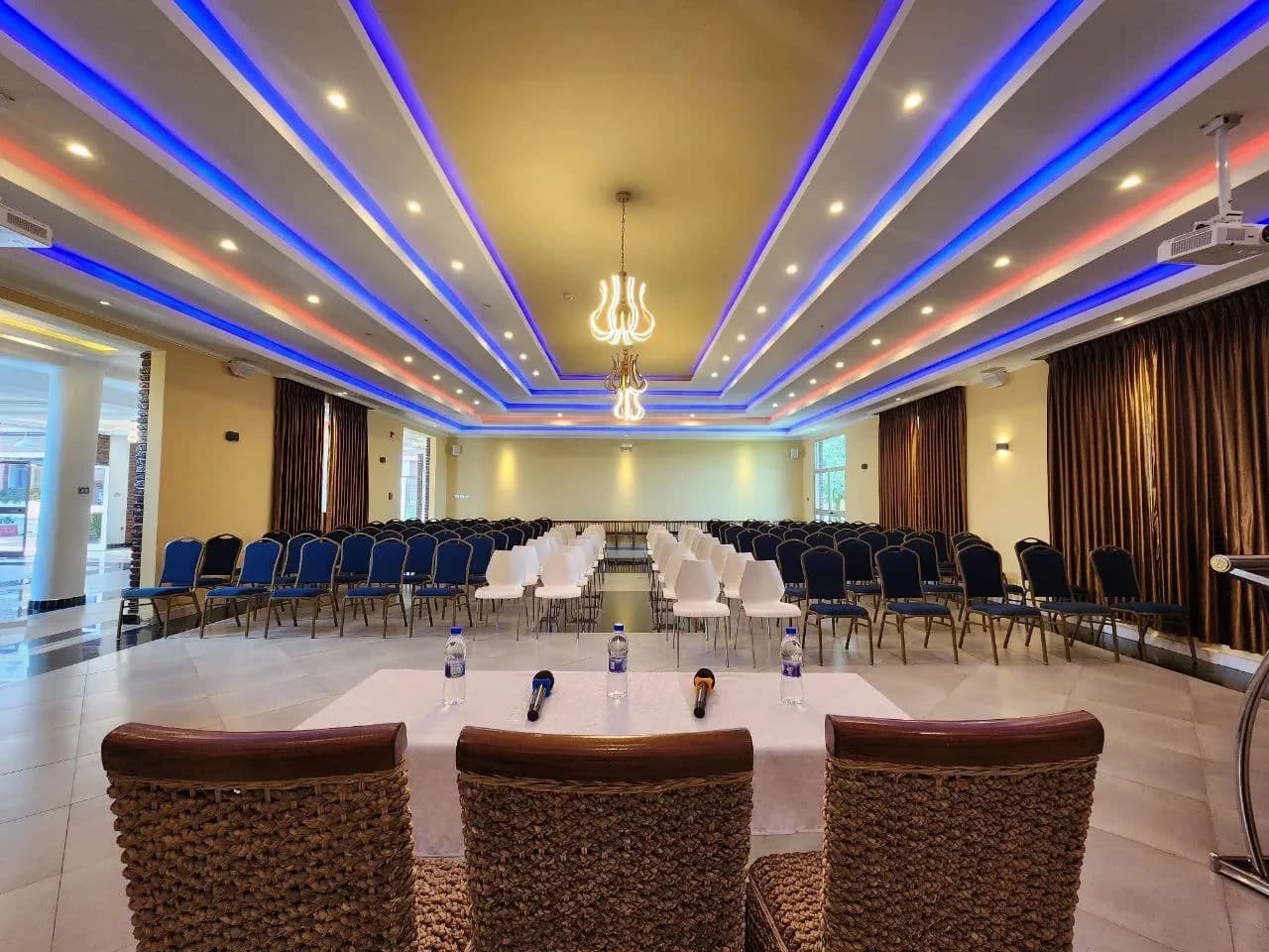 2RN SOLOMON Hotel and Spa preview 2