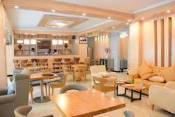 Diamond Luxury Hotel preview 2