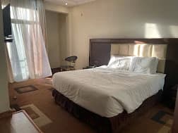 Grand Gato Hotel preview 1