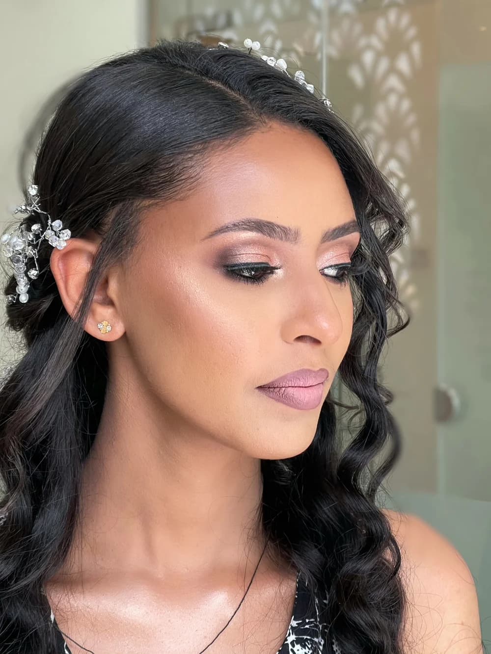 Cleopatra Makeup Studio preview