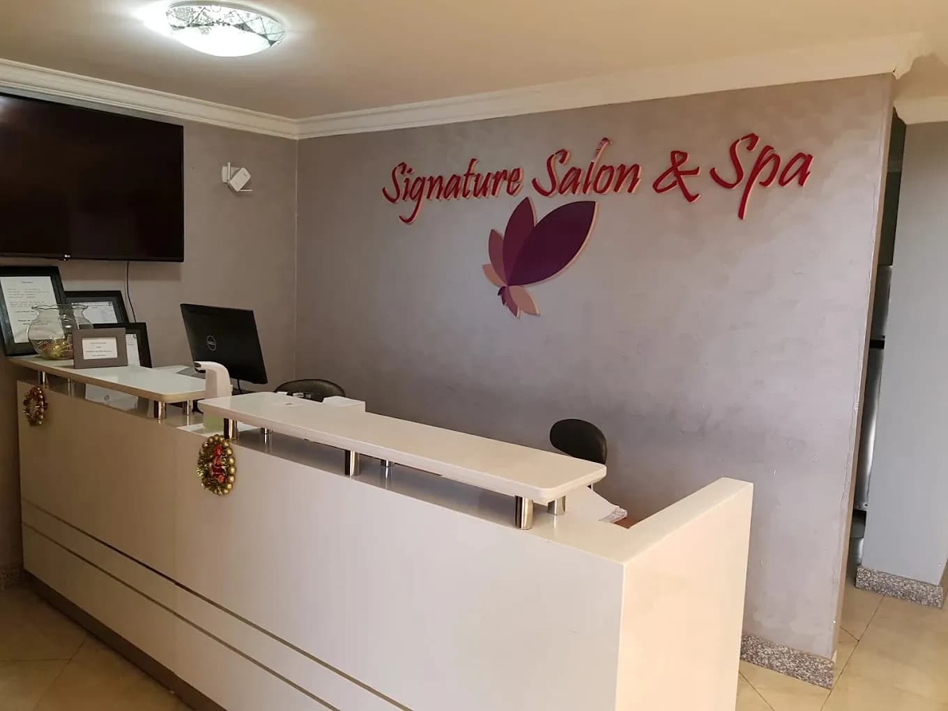Signature Salon and Spa preview
