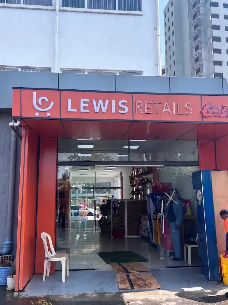 Lewis Retails | Bambis Supermarket preview