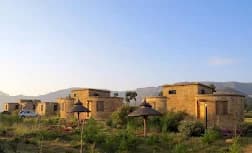 Agoro Lodge preview 1