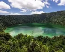 Wonchi Crater Lake preview thumbnail 4