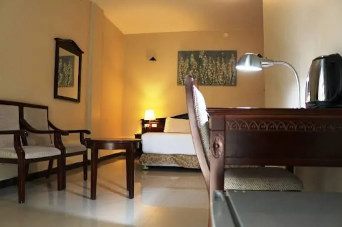 Oasis International Hotel preview