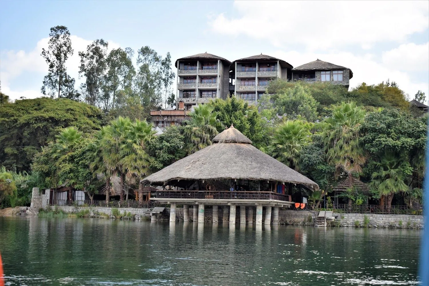Liesak Resort preview thumbnail 4