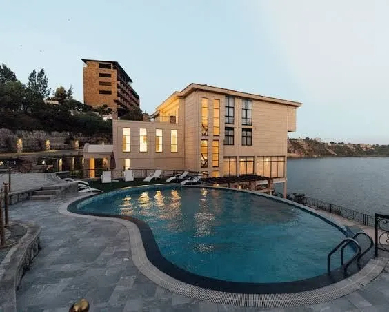 Lake Bishoftu Resort preview
