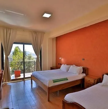 Harbe Hotel preview thumbnail 5
